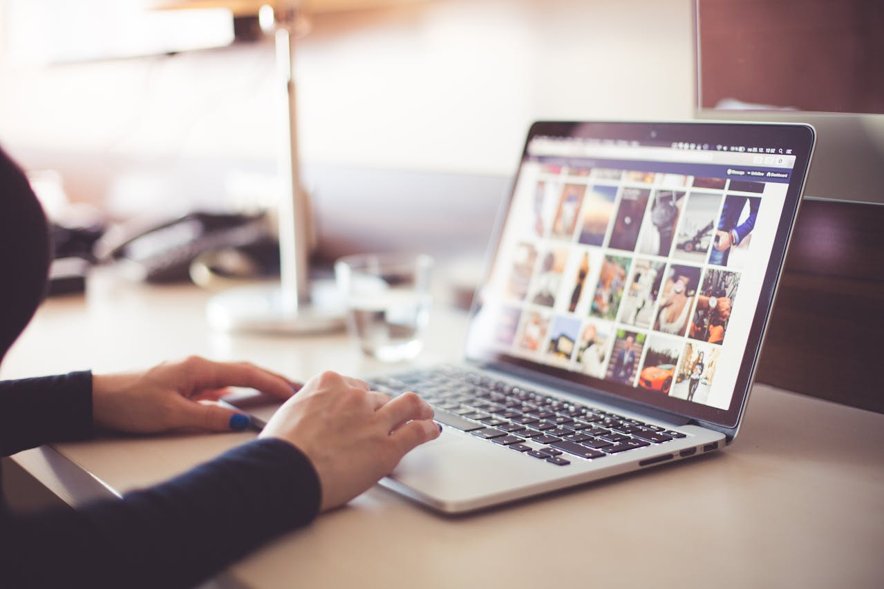 person-scrolling-on-social-media